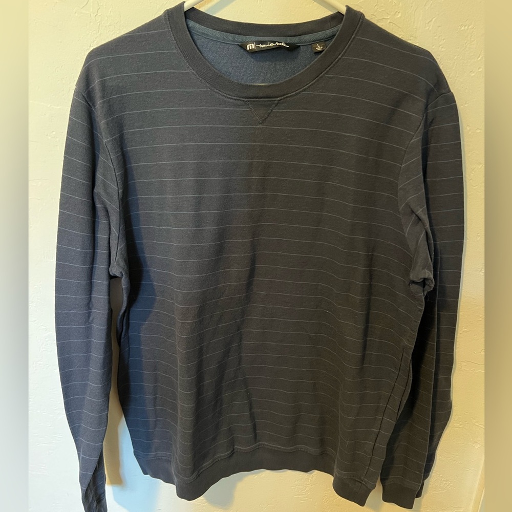 Travis Mathew sweater